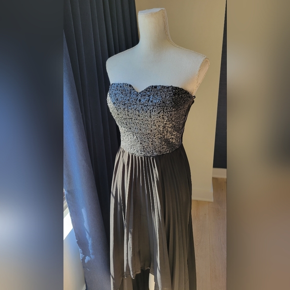 BEBE | Bustier Sequin Hi-Lo Dress - Picture 14 of 16